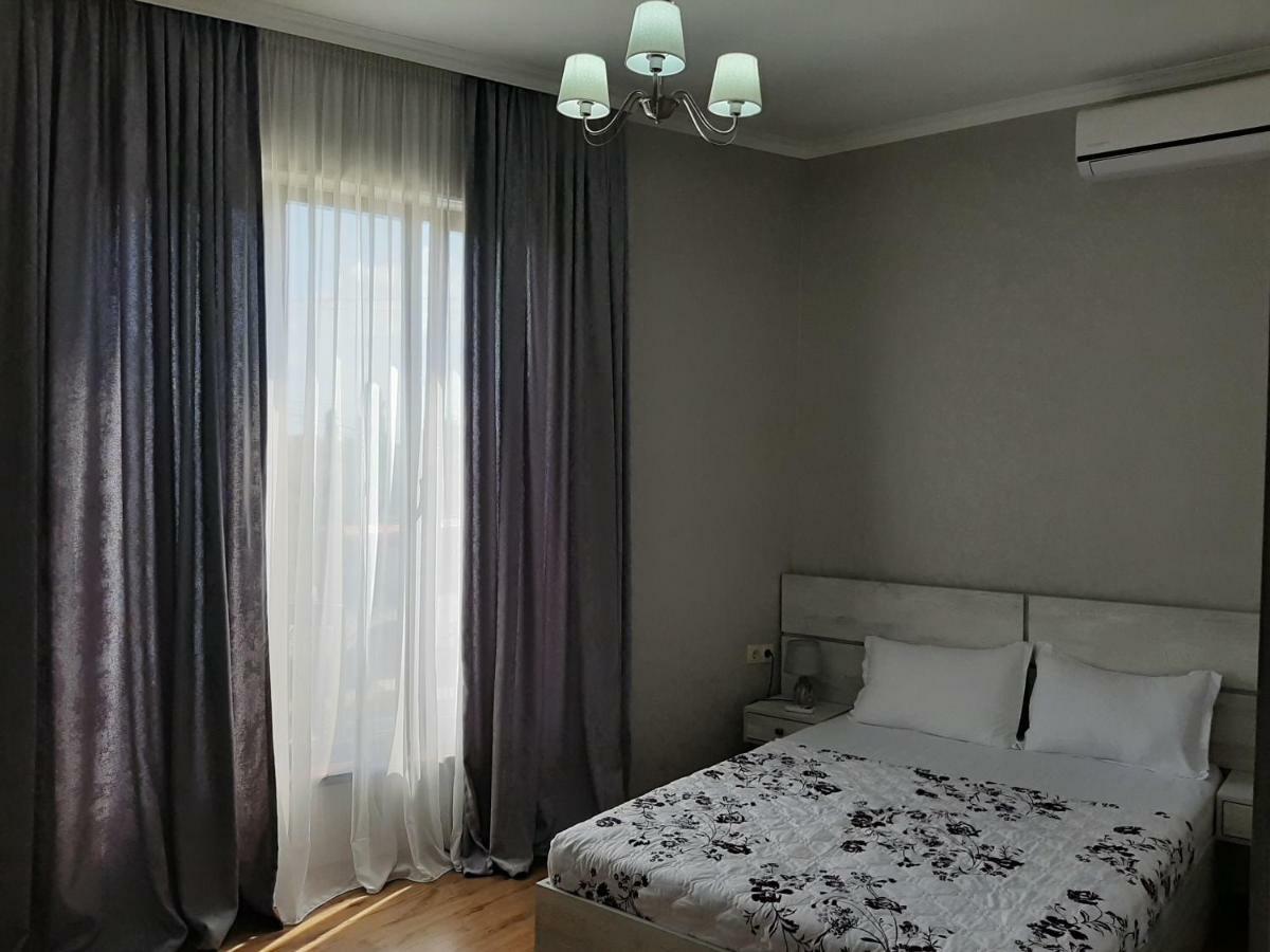 Hotel Flamingo Anaklia Esterno foto
